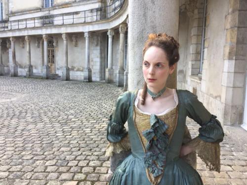 Karin Bernfeld - Actrice, comédienne, tenue d'époque marquise